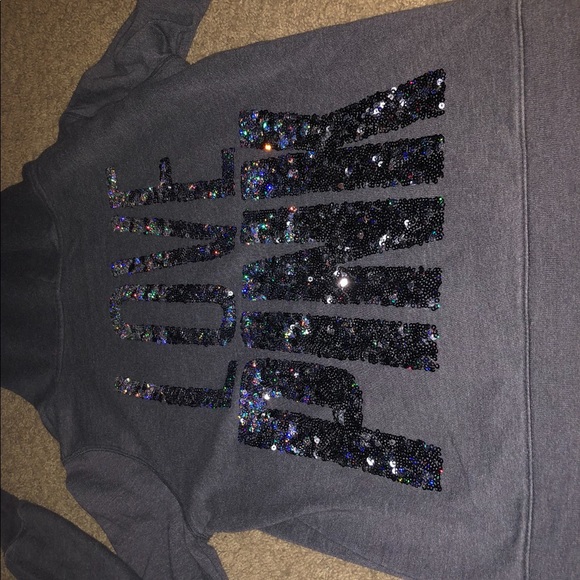 Small vs zip up bling - Picture 1 of 1